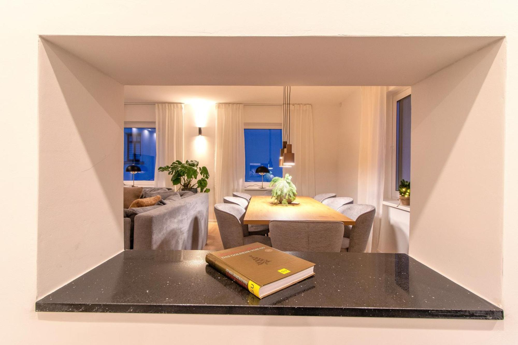 Stilvolles City-Apartment I Netflix I Wlan L Stellplatz I Zentral Schwarzenberg  Eksteriør billede