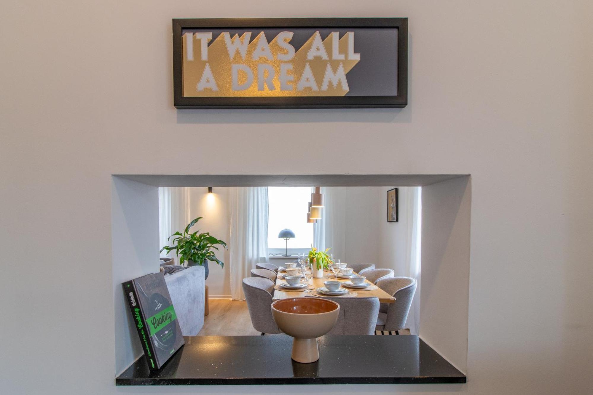 Stilvolles City-Apartment I Netflix I Wlan L Stellplatz I Zentral Schwarzenberg  Eksteriør billede