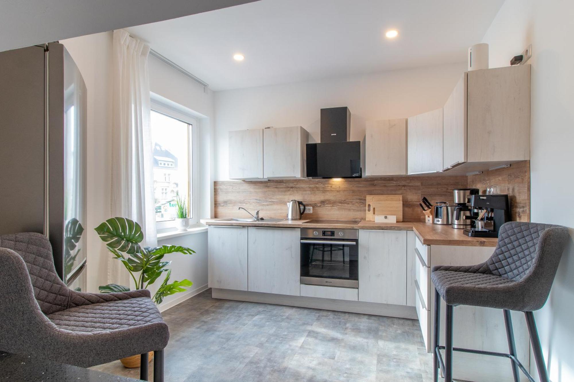 Stilvolles City-Apartment I Netflix I Wlan L Stellplatz I Zentral Schwarzenberg  Eksteriør billede