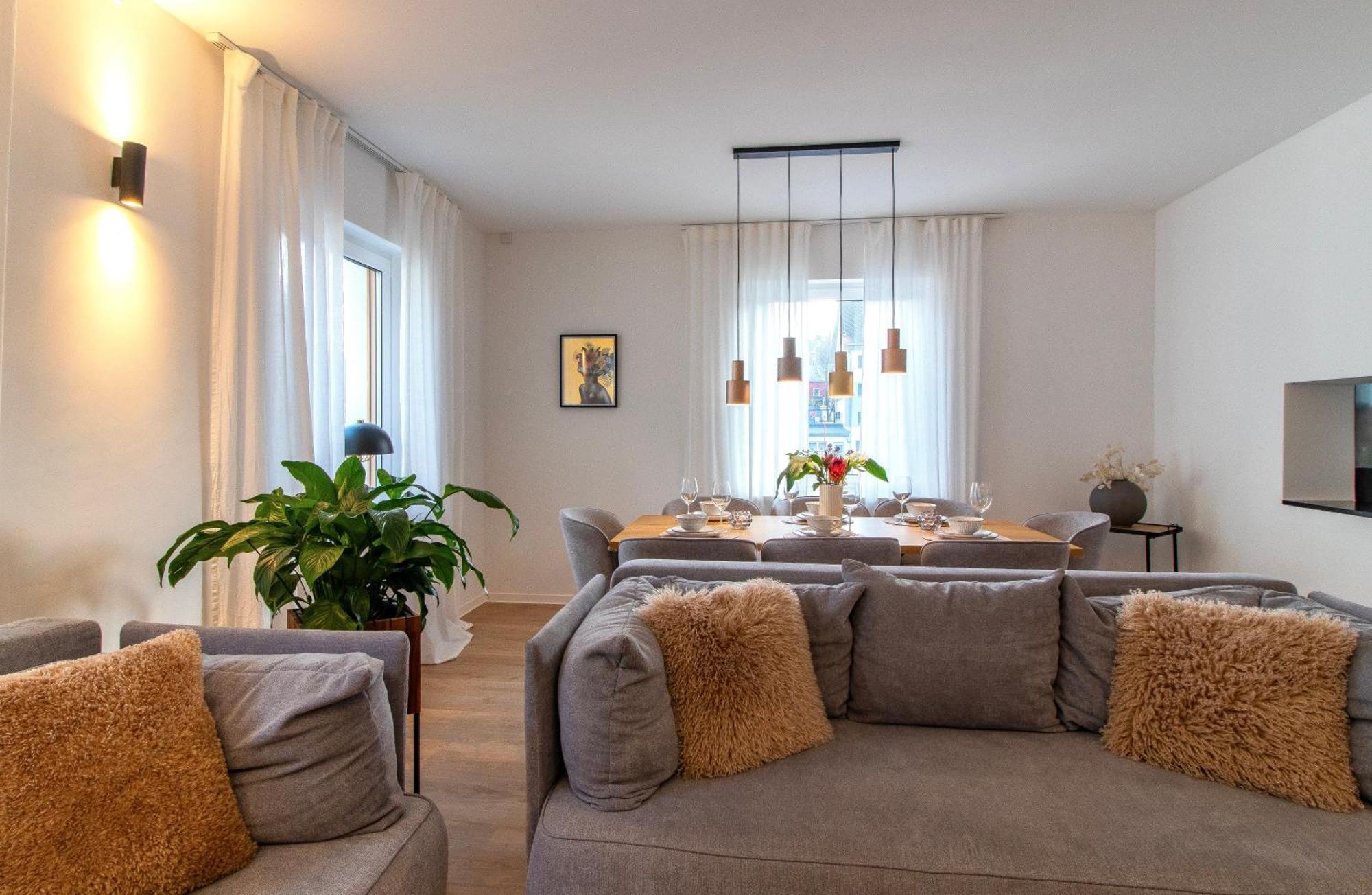 Stilvolles City-Apartment I Netflix I Wlan L Stellplatz I Zentral Schwarzenberg  Eksteriør billede